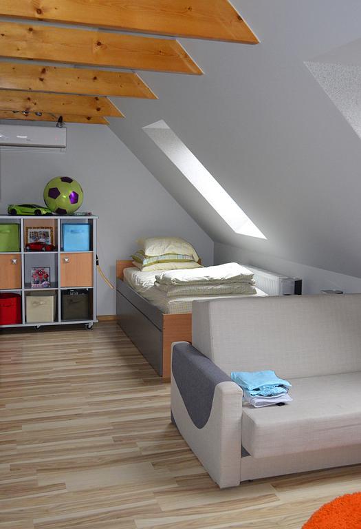 Апартаменти Apartament Дзєржонюв Номер фото